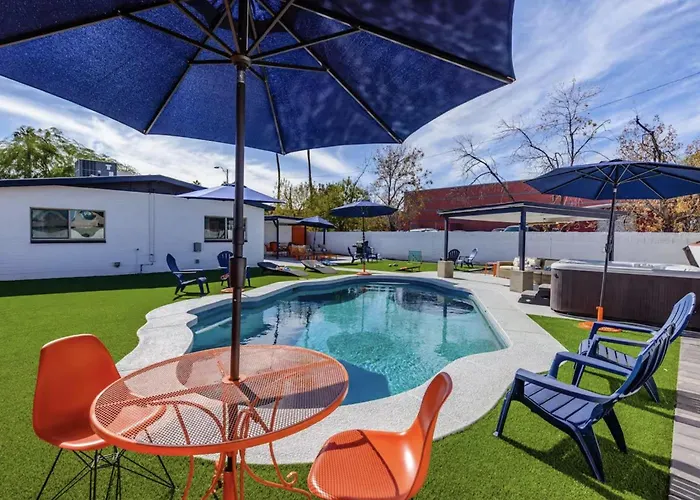 Sunburst Escape L Walk To Grocery L Pool L Hot Tub